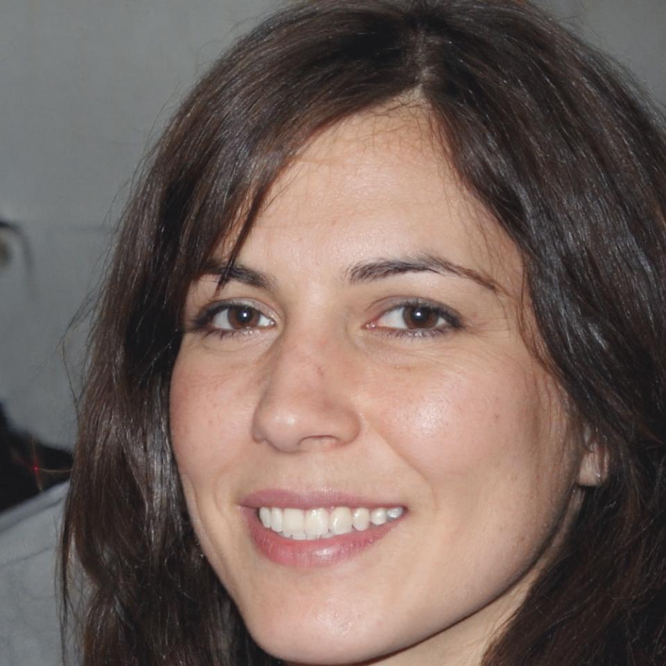 Portrait de Simone Vaillancourt, conseillère en planification